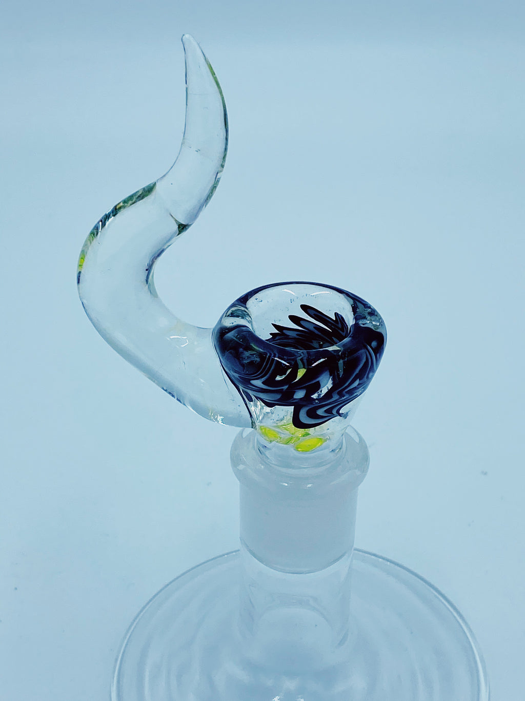 Kobb Glass 18mm Black-Blue Wig Wag Bowl